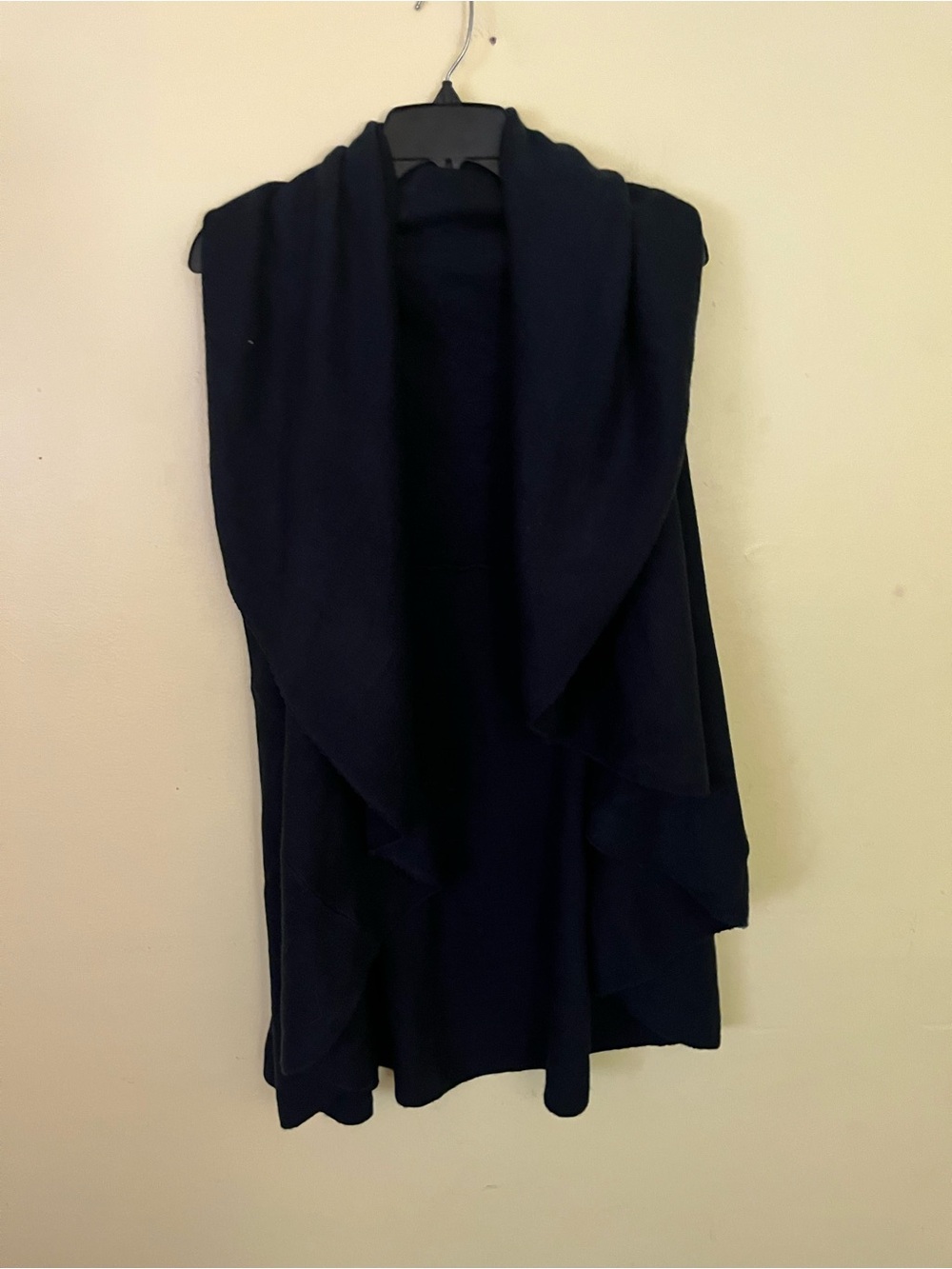 Women's Black Open-Front Draped Sweater One Size